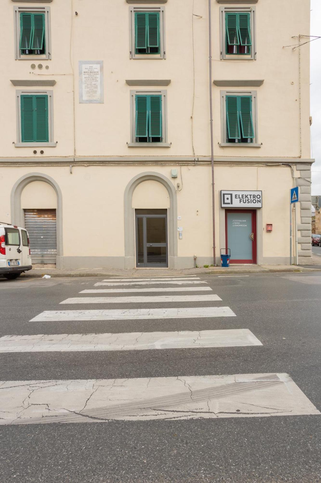 Ponte Per La Sardegna E La Corsica Dalla Toscana Family Apartment Livorno Exterior foto